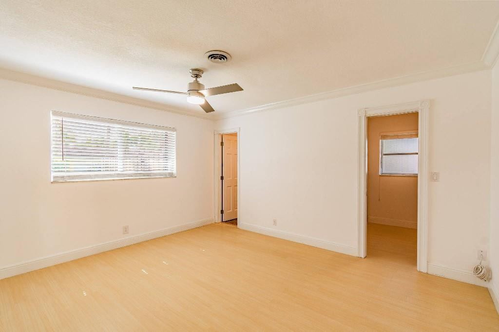 Coral Villas 47-45 B - Residential