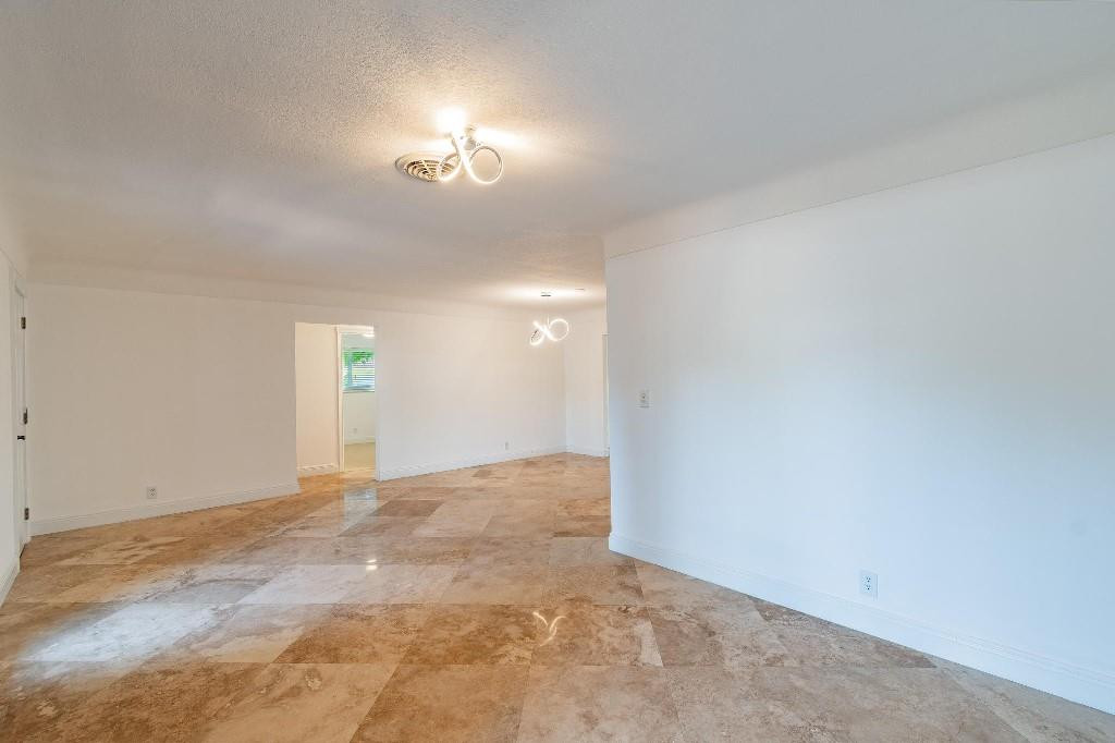 Coral Villas 47-45 B - Residential