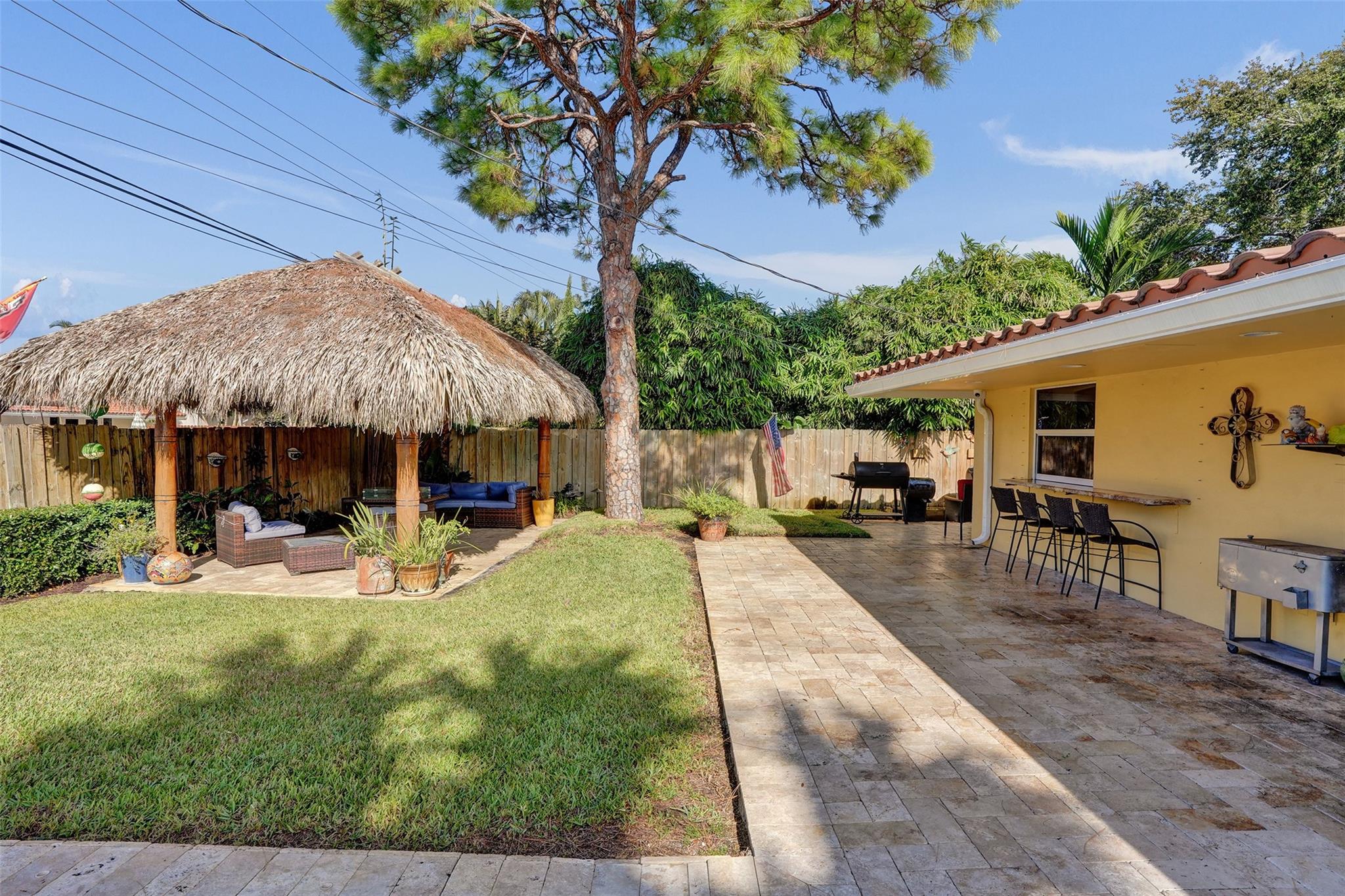 CORAL RIDGE ISLES 45-47 B - Residential