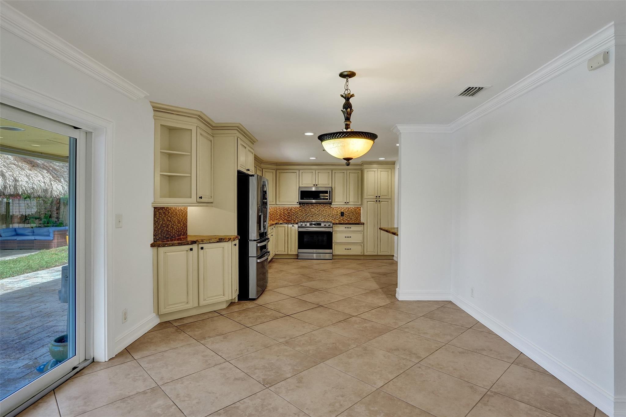 CORAL RIDGE ISLES 45-47 B - Residential