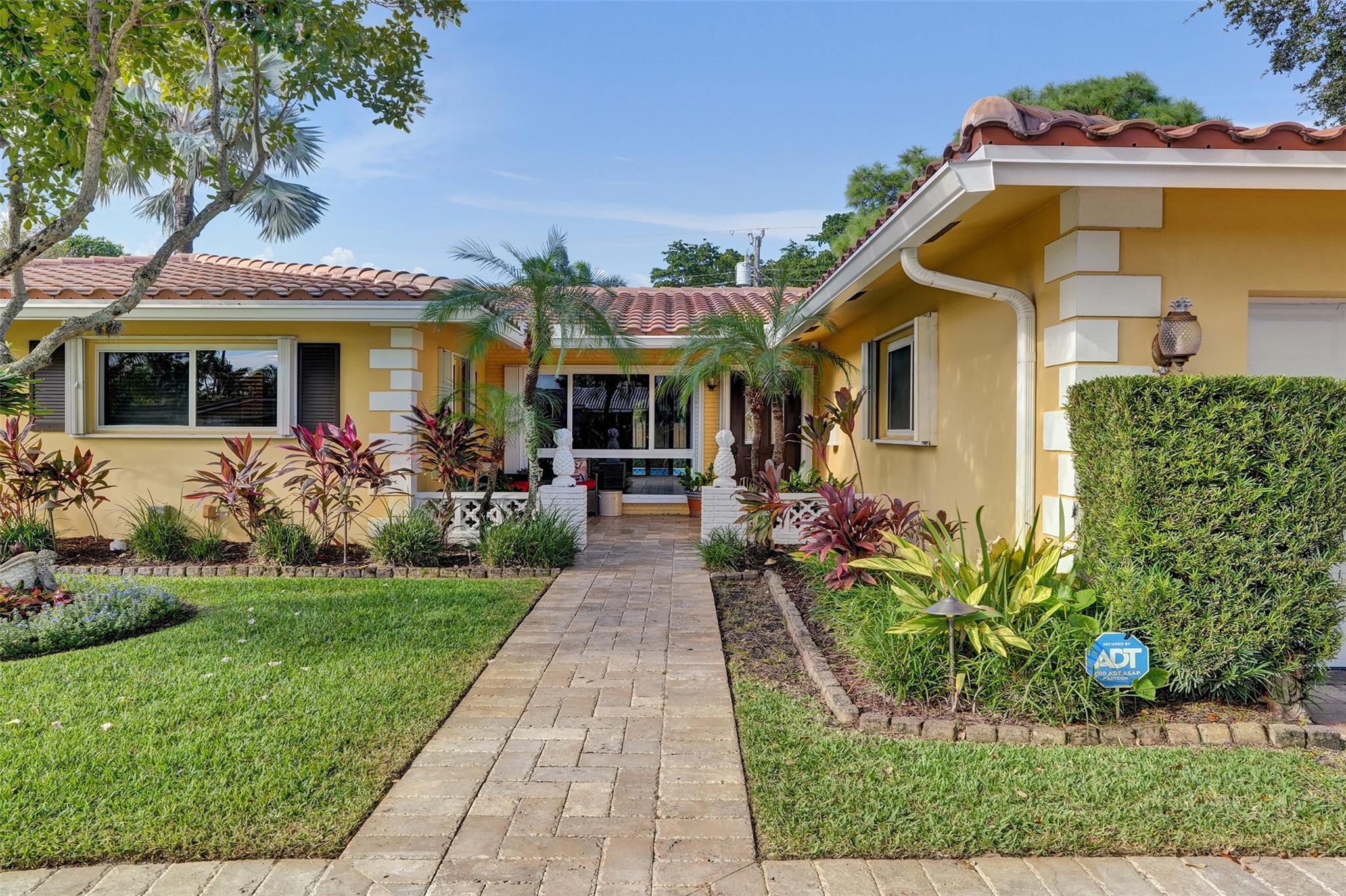 CORAL RIDGE ISLES 45-47 B - Residential