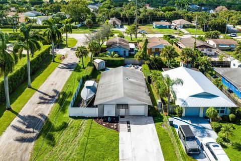 A home in Lake Worth