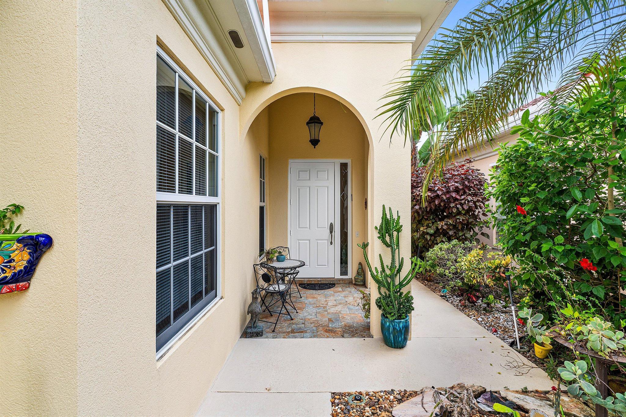 2053 Valencia Drive