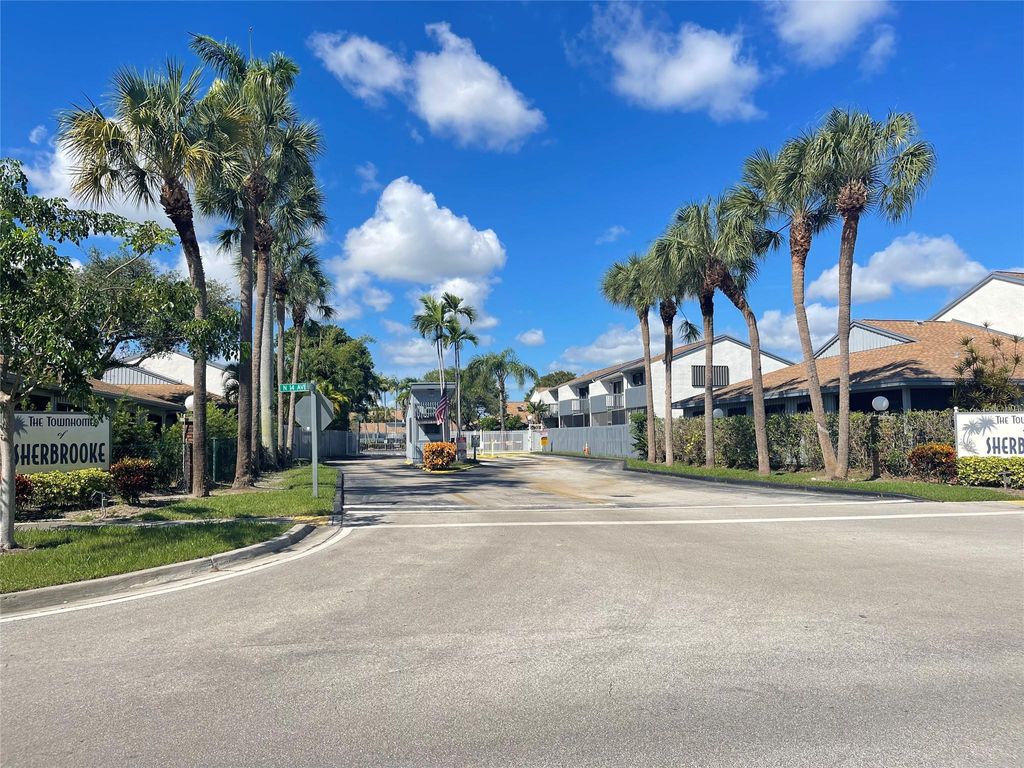 Photo of 1627 N 15th Terrace, Hollywood, FL 33020 (MLS # F10529815)