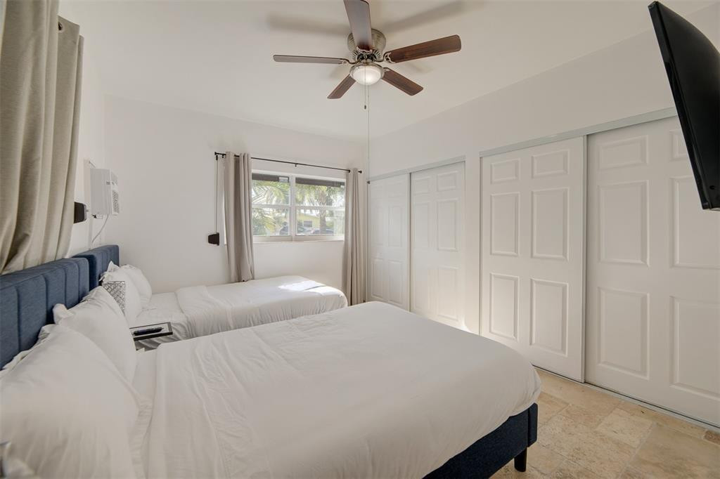 ROYAL PALM ACRES FIRST SE - Residential Lease