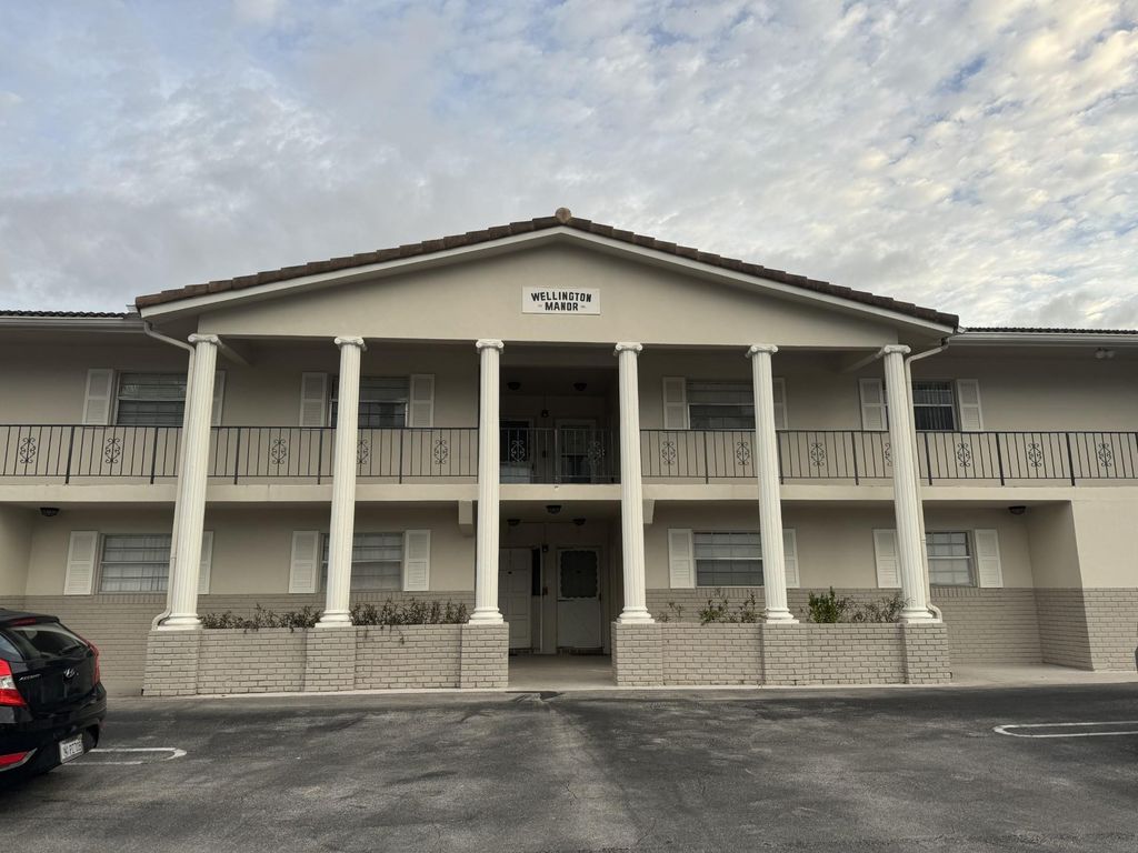 Photo of 8901 NW 38th Drive #204, Coral Springs, FL 33065 (MLS # F10502125)