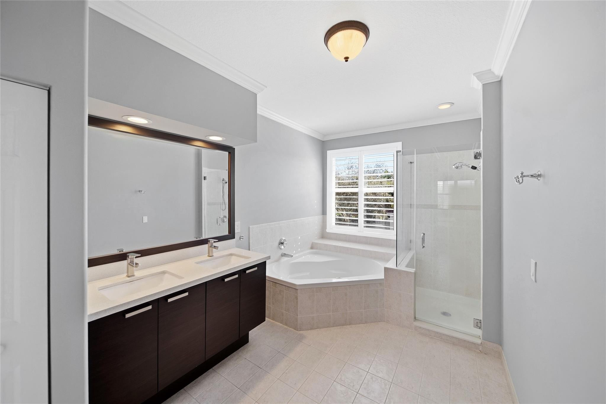 MAPLE RIDGE - Residential