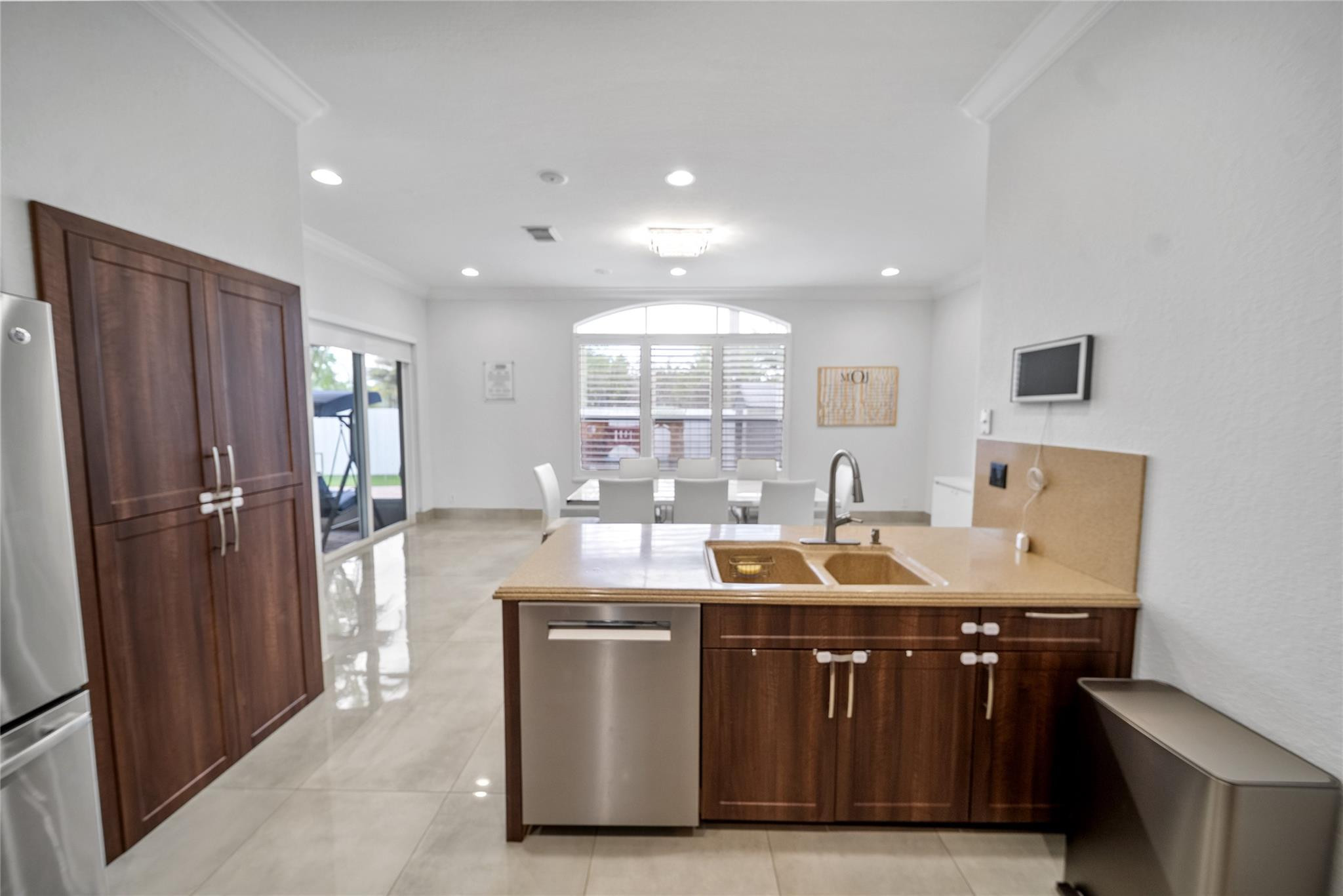 MAPLE RIDGE - Residential