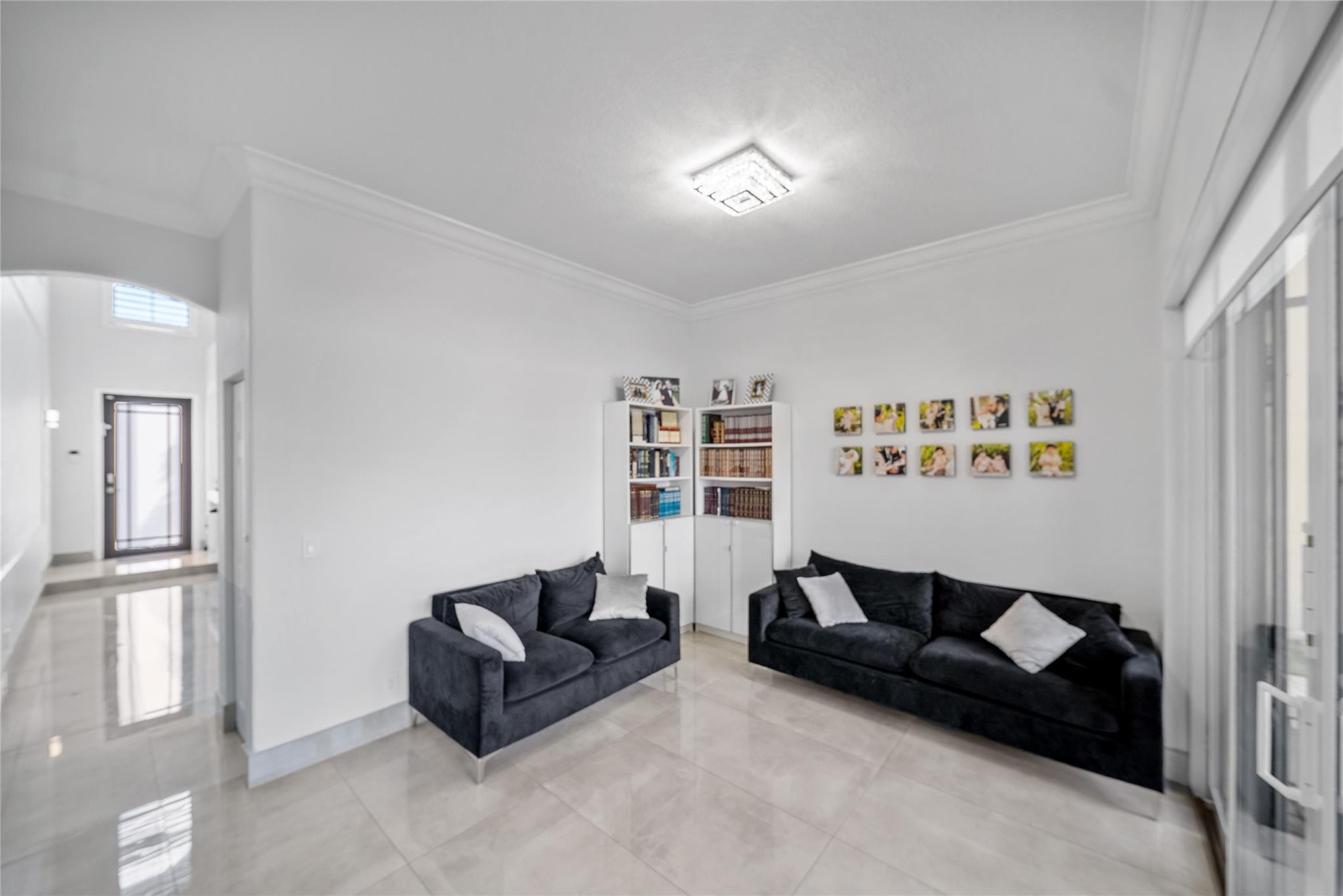 MAPLE RIDGE - Residential