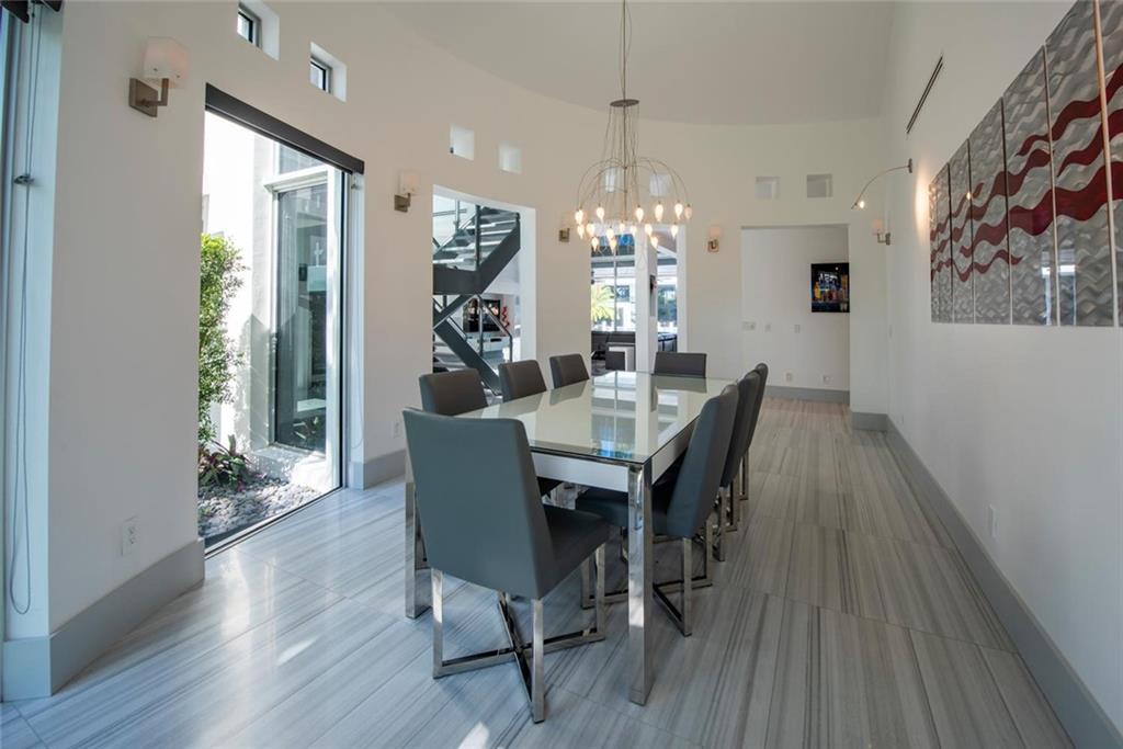 LAS OLAS - Residential