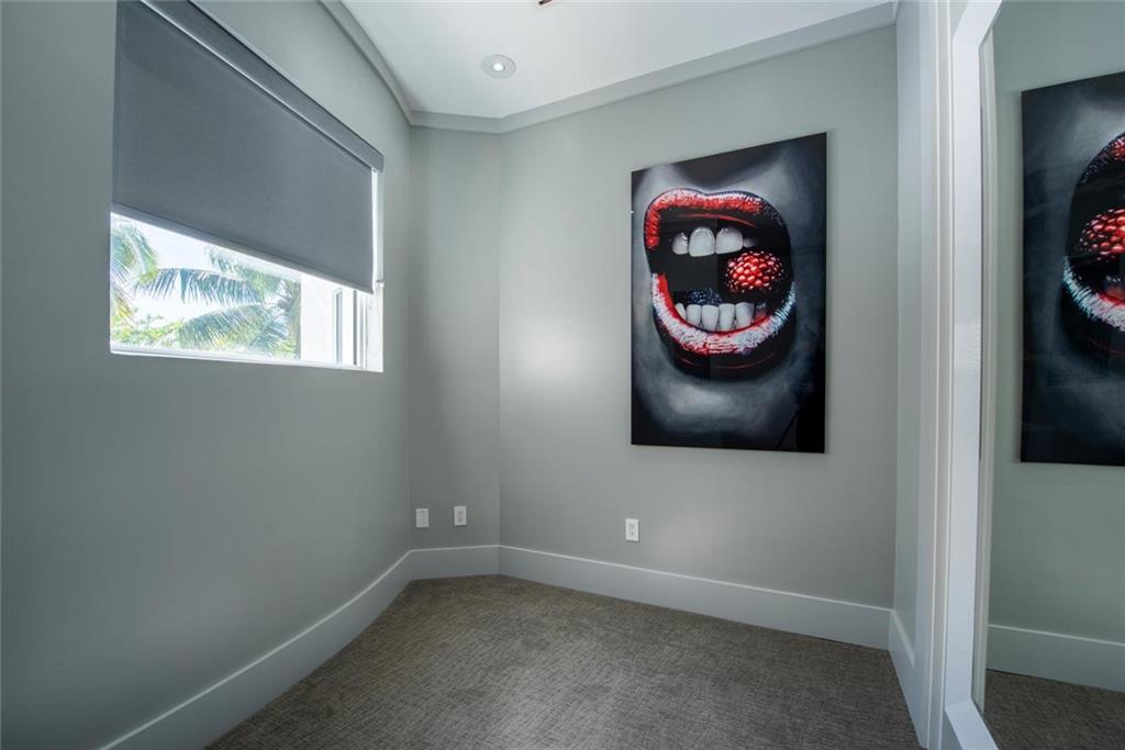 LAS OLAS - Residential