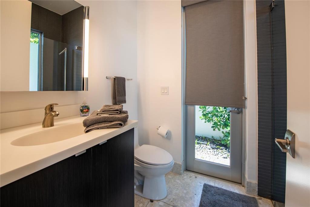 LAS OLAS - Residential