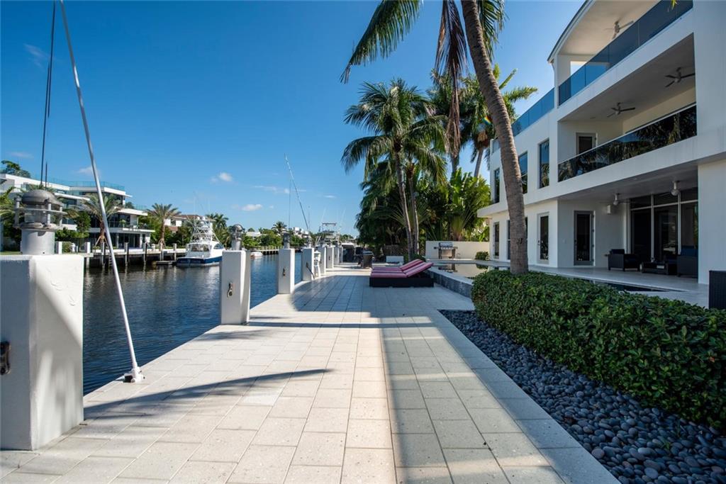 LAS OLAS - Residential