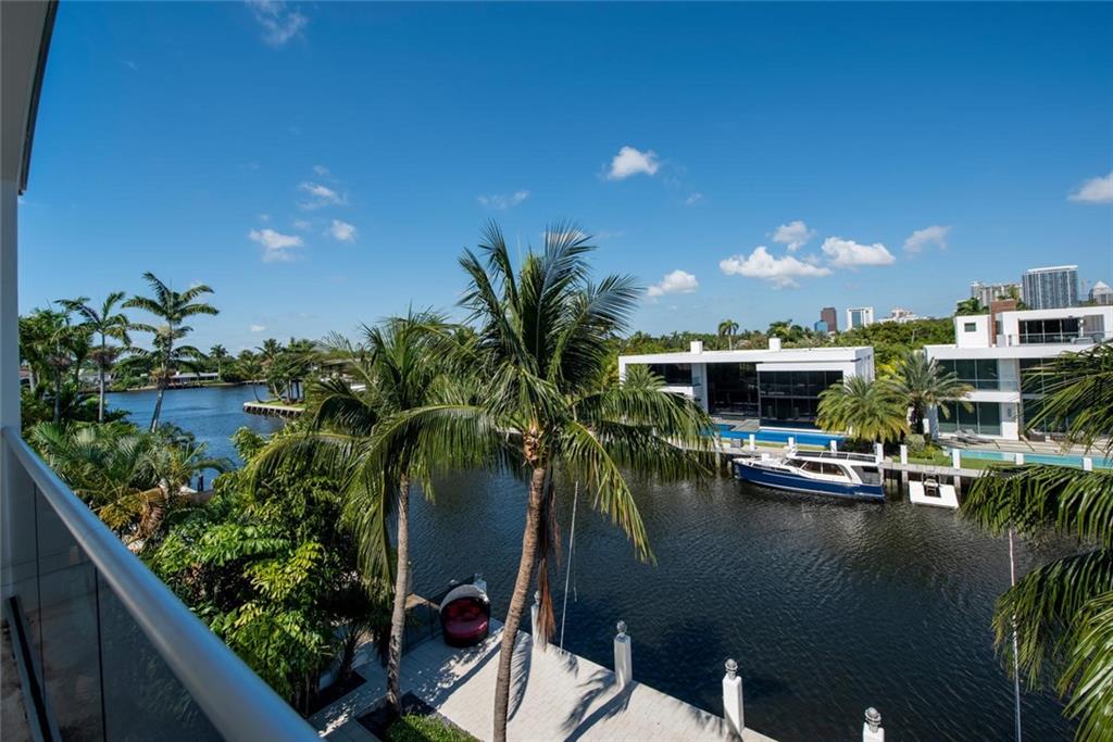 LAS OLAS - Residential