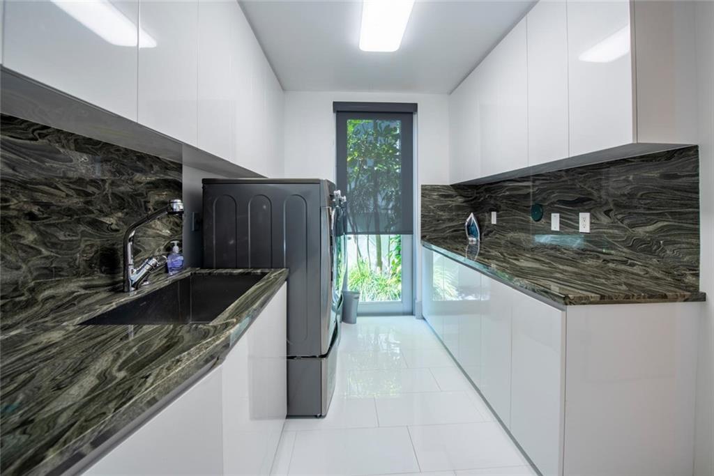 LAS OLAS - Residential