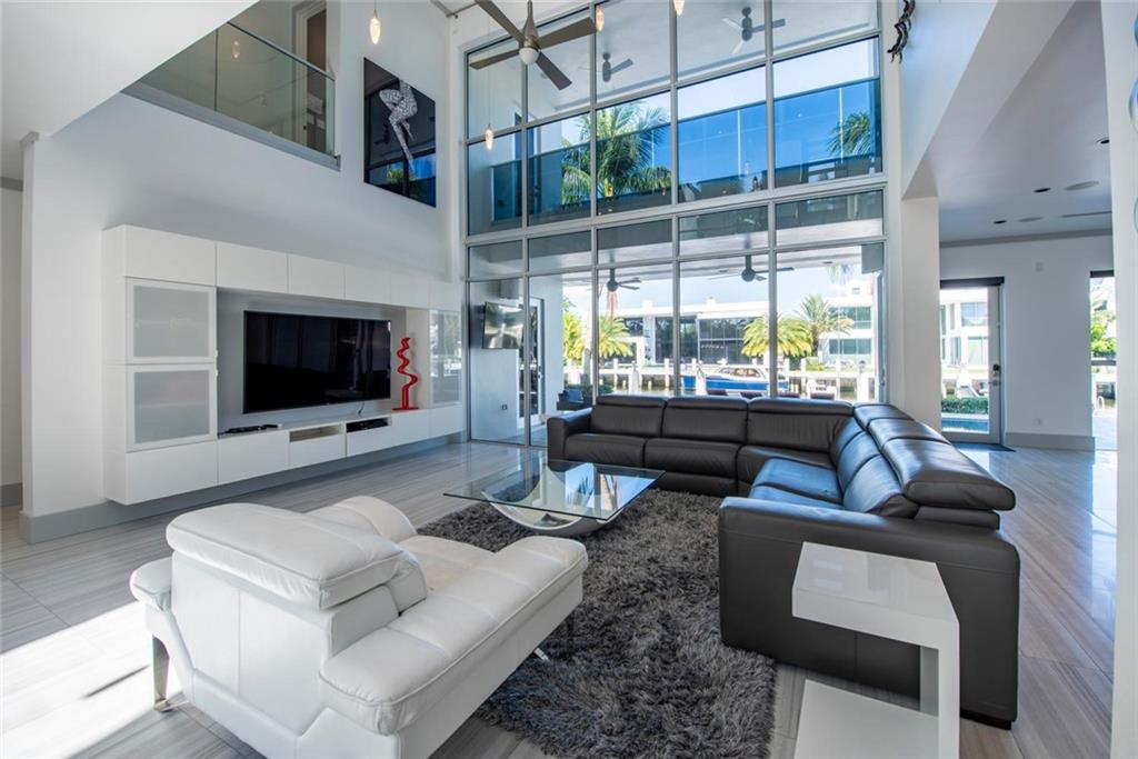 LAS OLAS - Residential