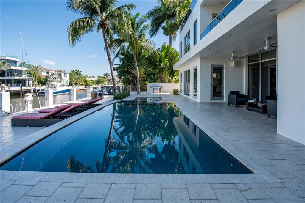 LAS OLAS - Residential