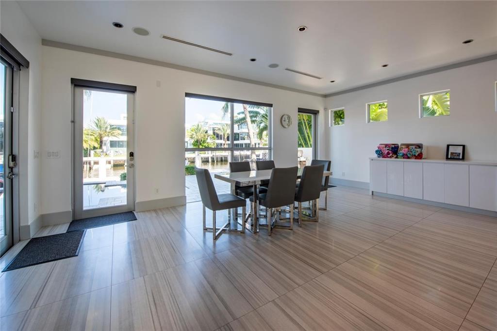 LAS OLAS - Residential