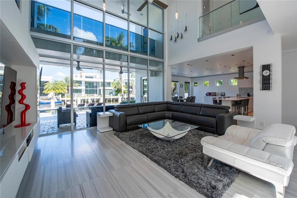 LAS OLAS - Residential