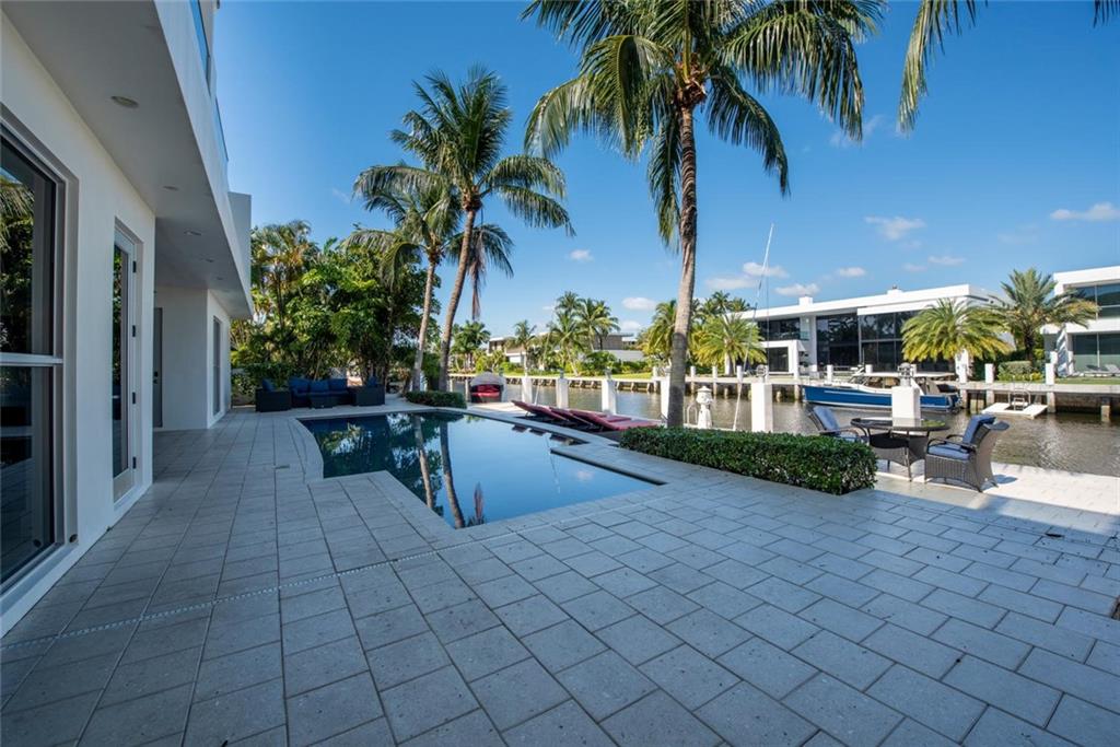 LAS OLAS - Residential