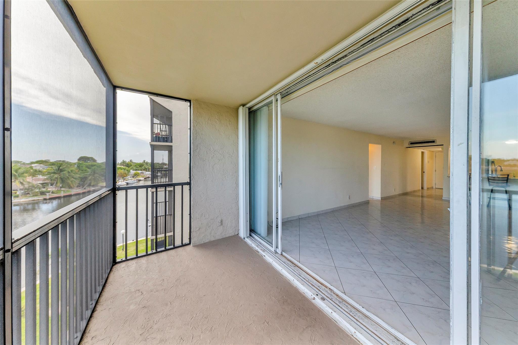 7 Royal Palm Way 4080
