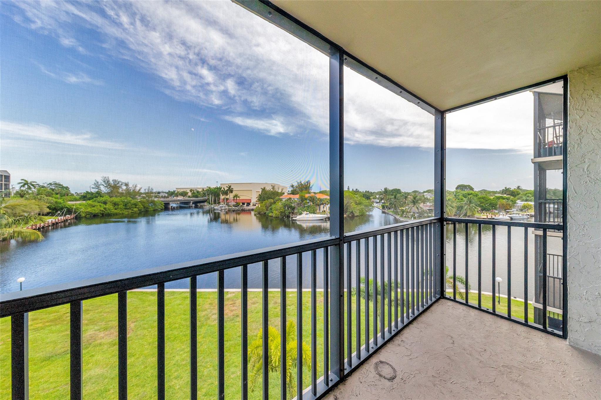 7 Royal Palm Way 4080