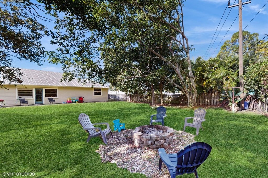 Photo of 4217 SE Jacaranda Street, Stuart, FL 34997 (MLS # R11067732)