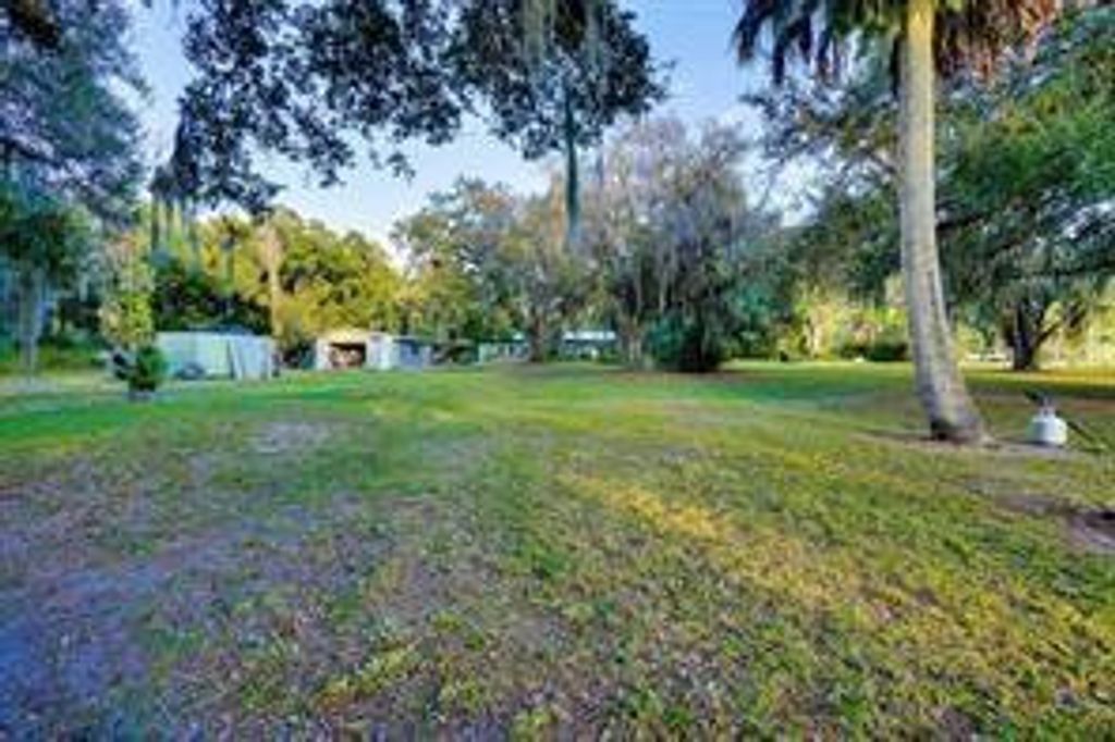 Photo of 4101 Oleander Avenue, Fort Pierce, FL 34982 (MLS # F10550462)