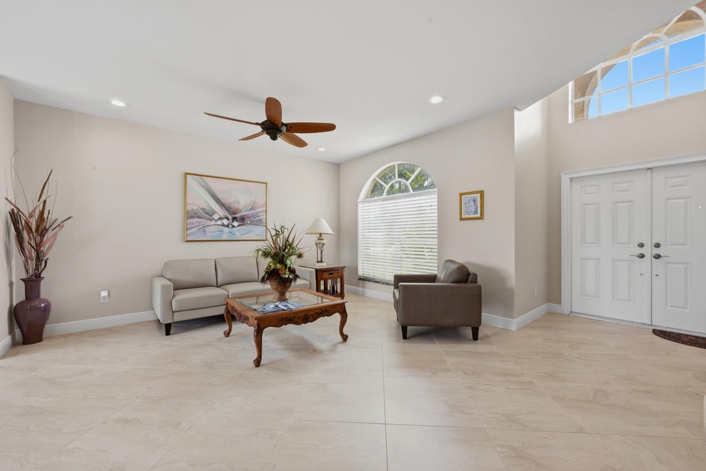 Photo of 10592 PLAINVIEW Circle, Boca Raton, FL 33498 (MLS # B26074984)