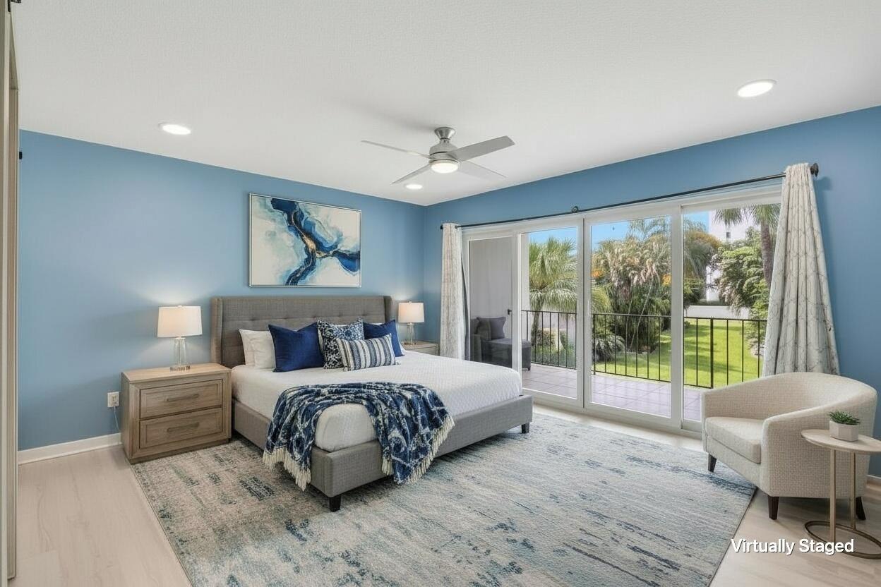 ROYALE HARBOUR - Residential