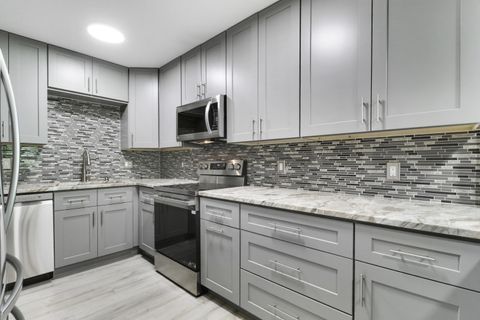 Photo of 384 Golfview Road #D, North Palm Beach, FL 33408 (MLS # B26025508)