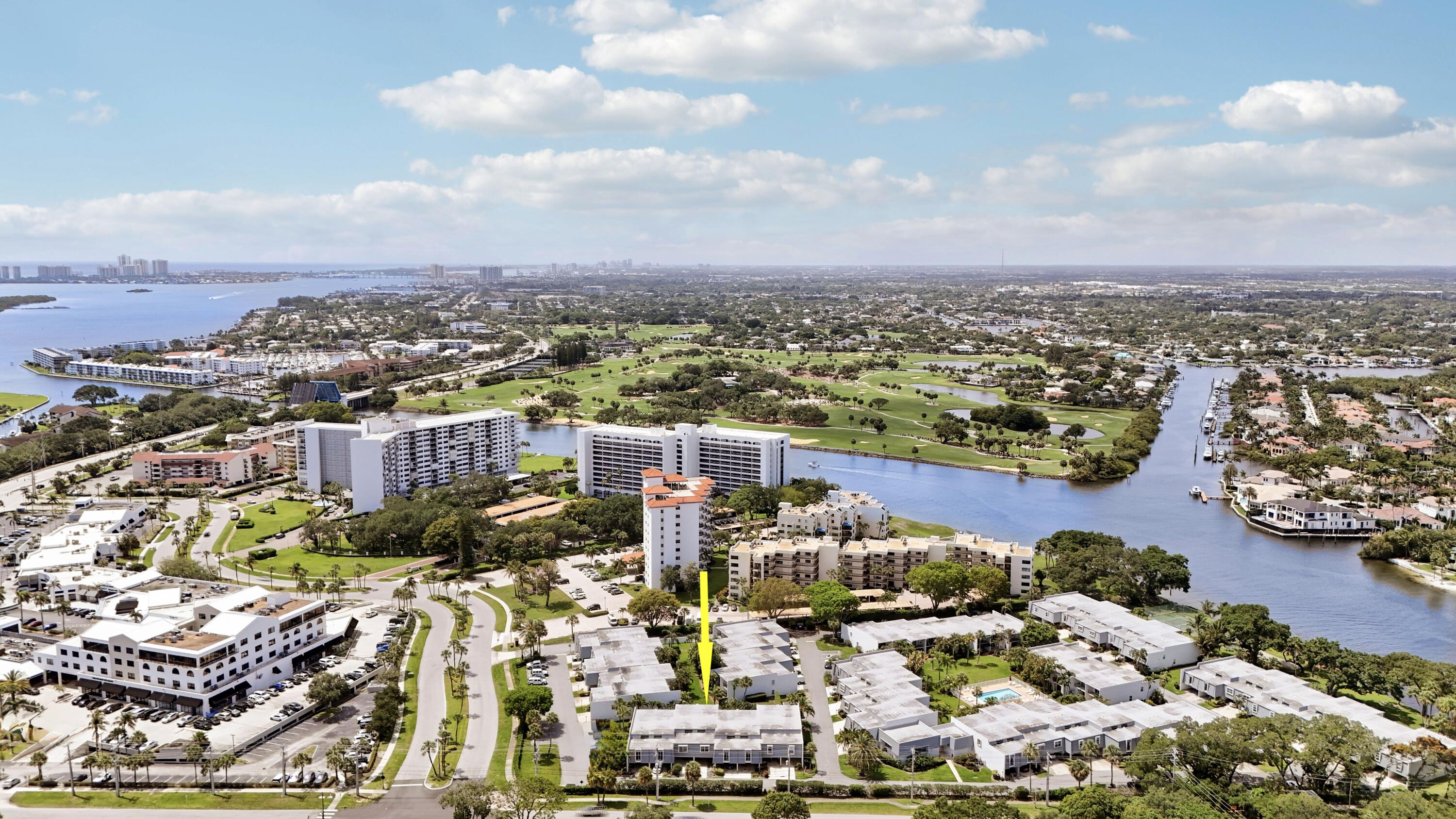 ROYALE HARBOUR - Residential