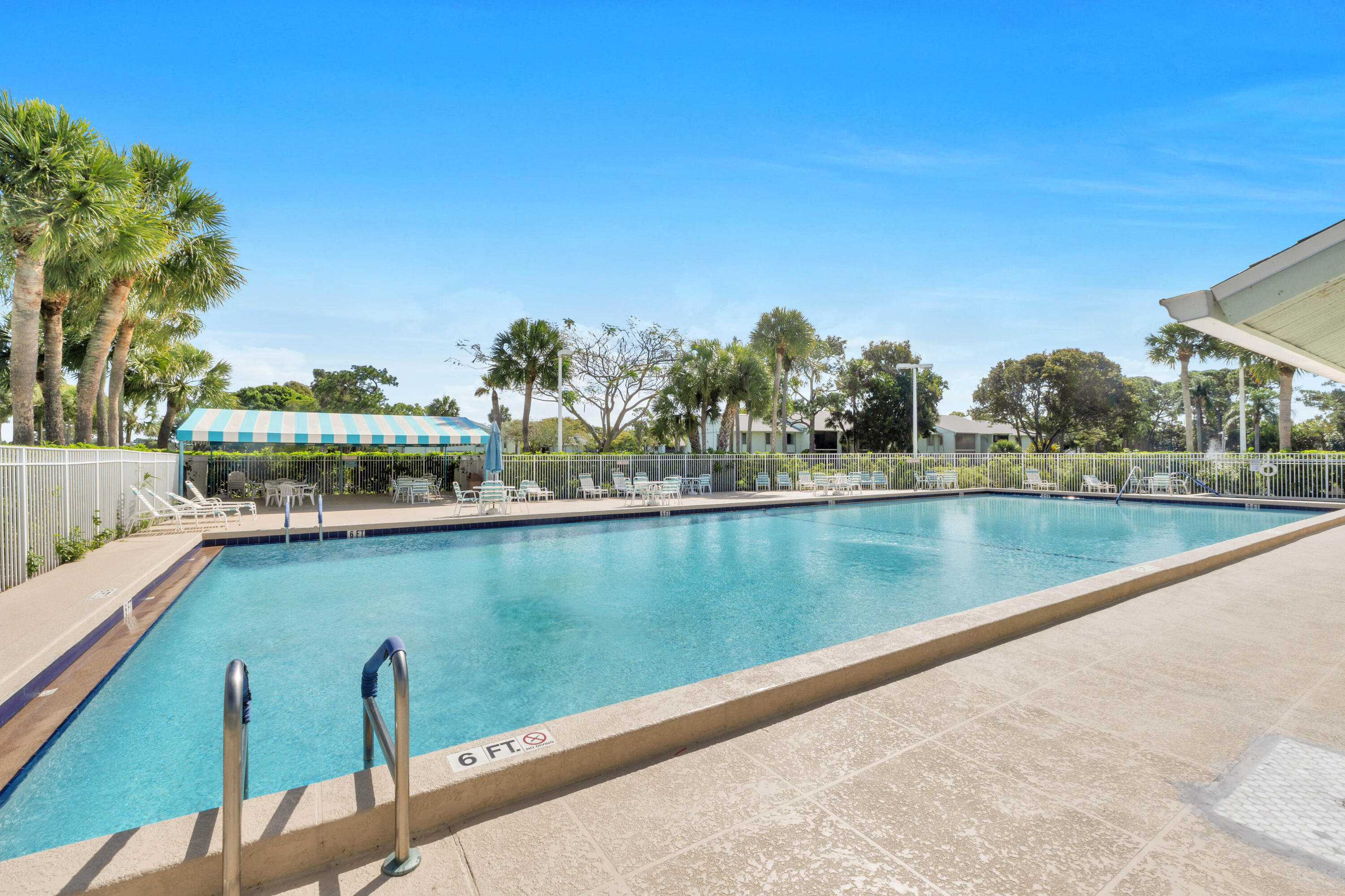 PALM CLUB WEST VILLAGE 1 CONDO - Residential