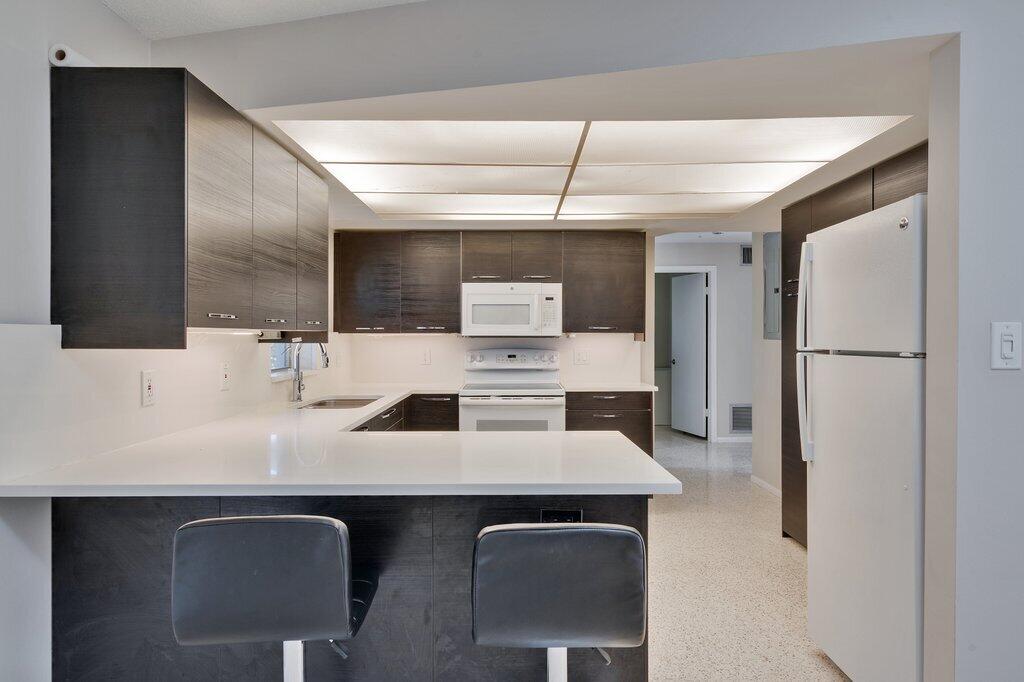 JENSEN HIGHLANDS - Residential