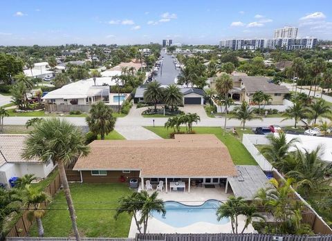 A home in Lauderdale By The Sea