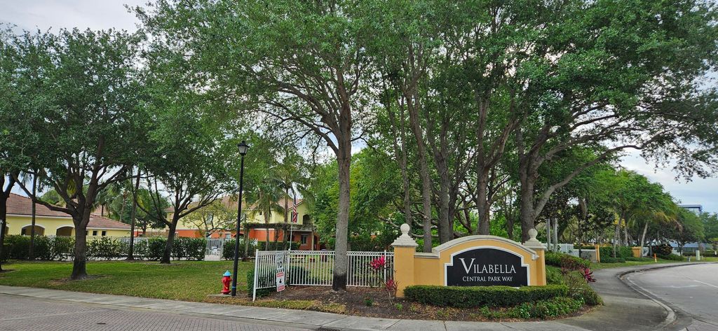 Photo of 45 SE Sedona Circle #201, Stuart, FL 34994 (MLS # R11097259)