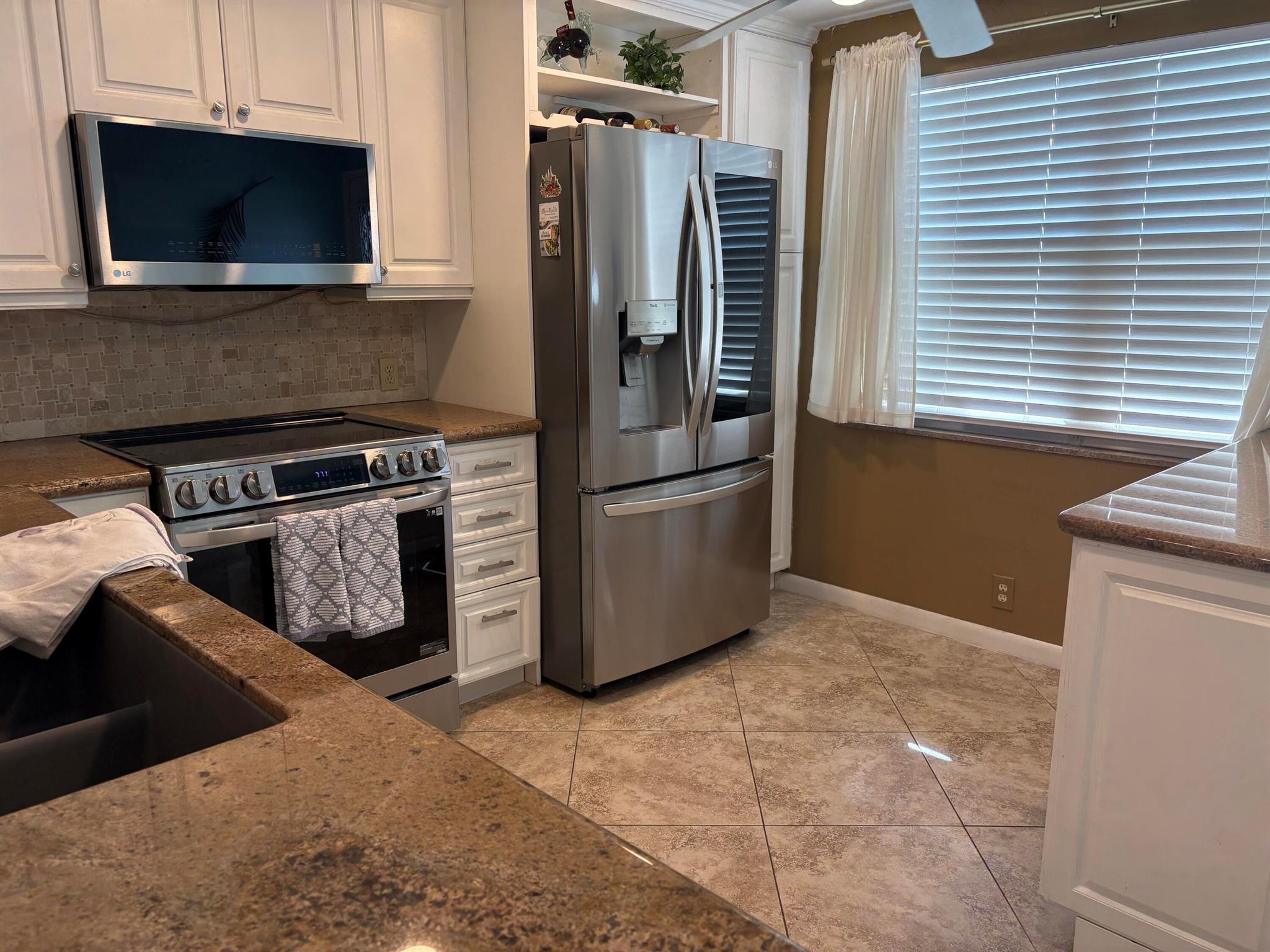 Wynmoor/ ANTIGUA VILLAGE - Residential Lease