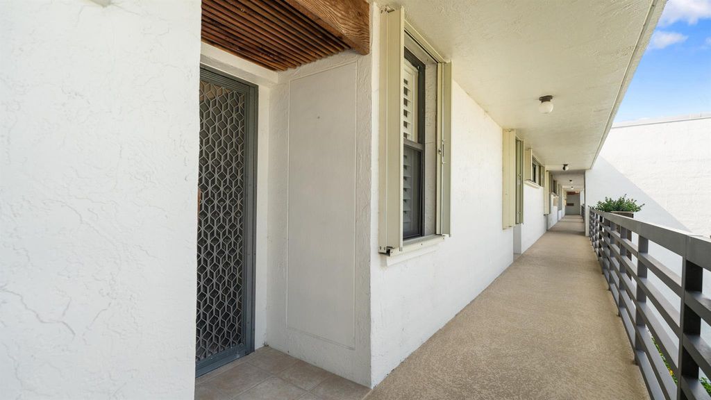 Photo of 1950 SW Palm City Road #8302, Stuart, FL 34994 (MLS # R11096632)