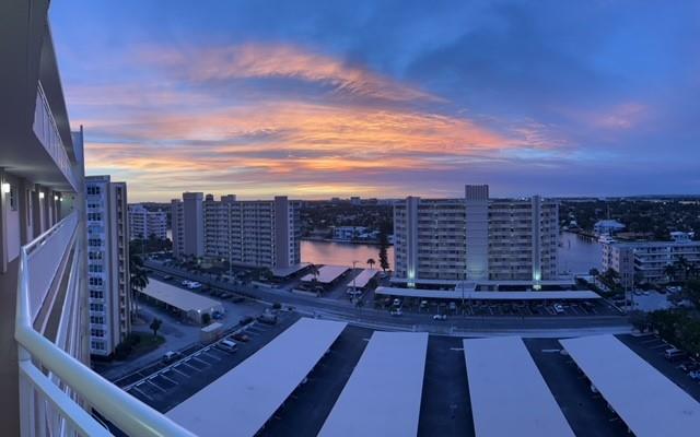 NASSAU HOUSE - Residential