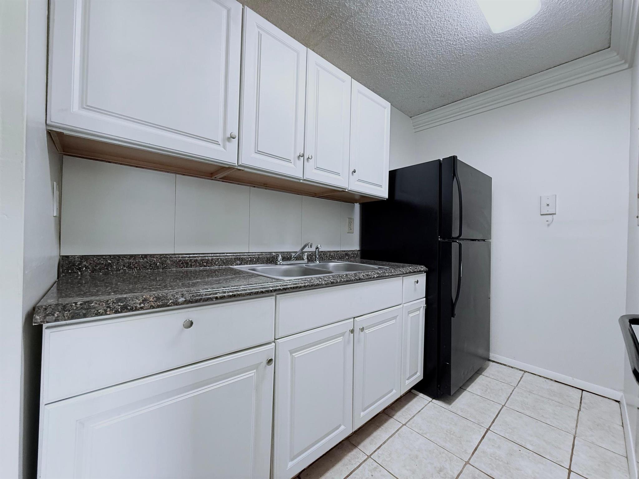 ST ANDREWS PALM BEACH CON - Residential Lease