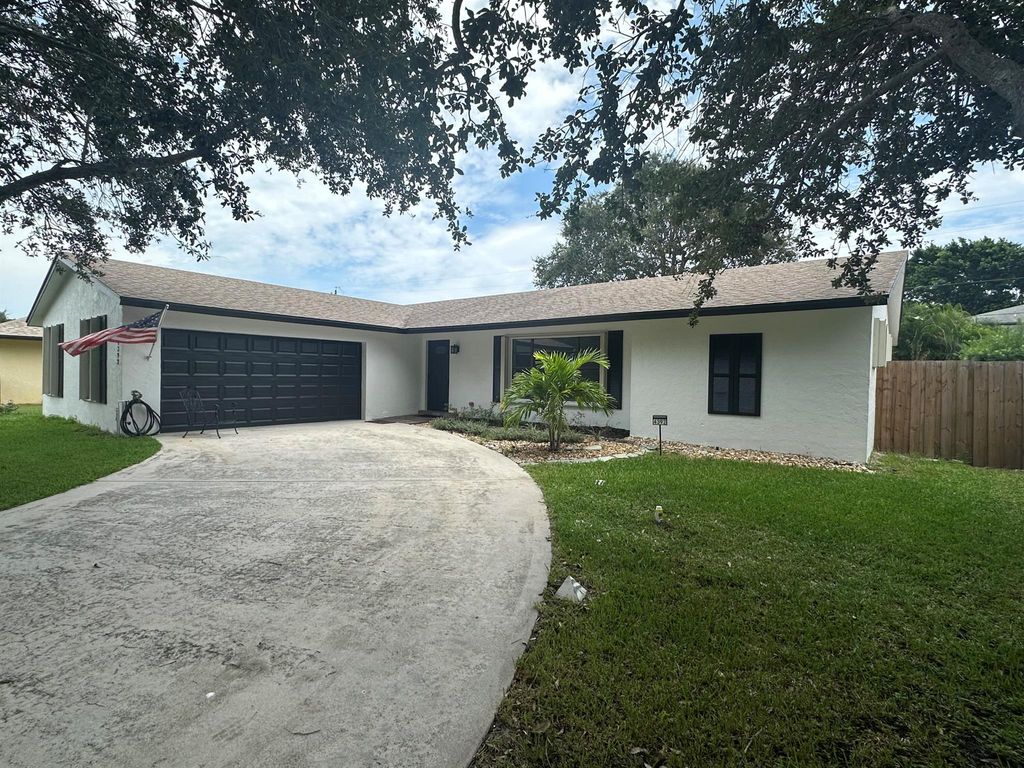 Photo of 4392 Colette Dr, Tequesta, FL 33469 (MLS # R11008019)