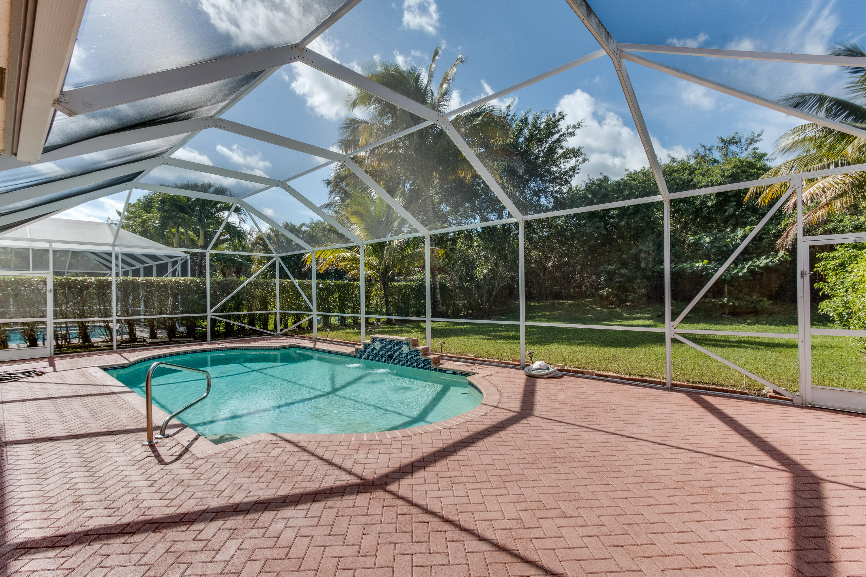 SHORES AT BOCA RATON PH 2, 3 AND 4 - Residential