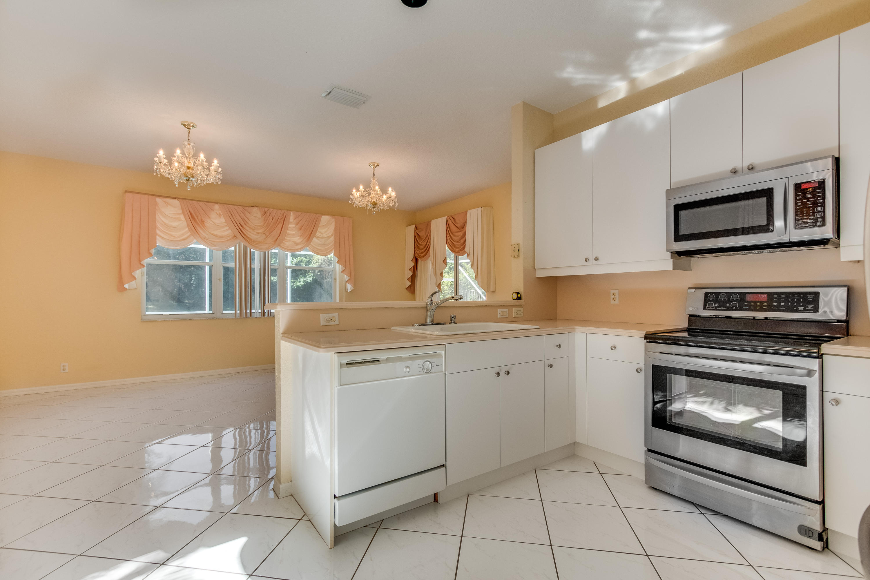 SHORES AT BOCA RATON PH 2, 3 AND 4 - Residential