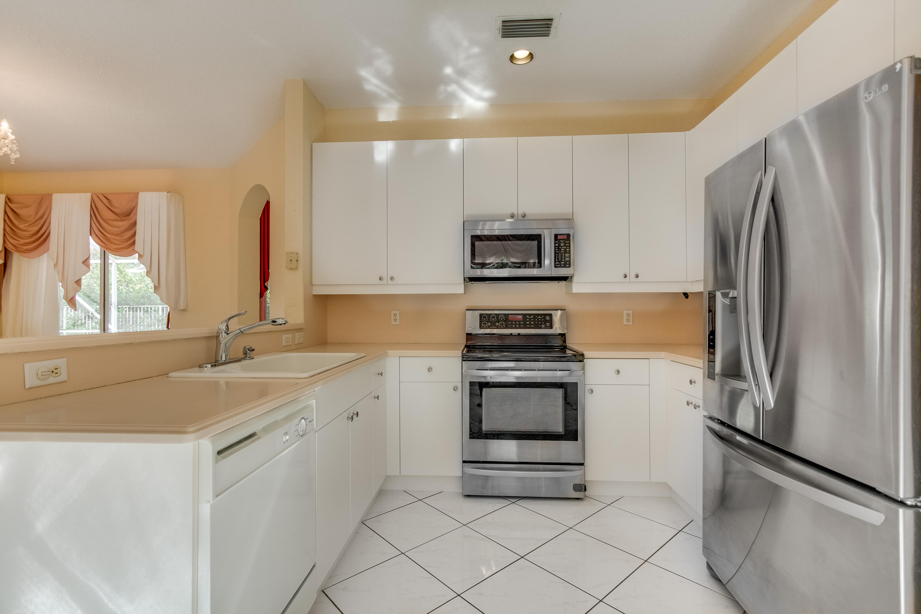 SHORES AT BOCA RATON PH 2, 3 AND 4 - Residential