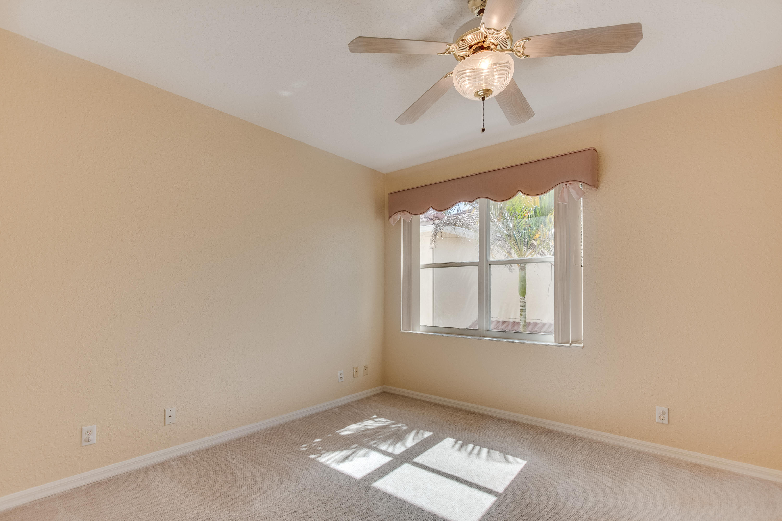 SHORES AT BOCA RATON PH 2, 3 AND 4 - Residential