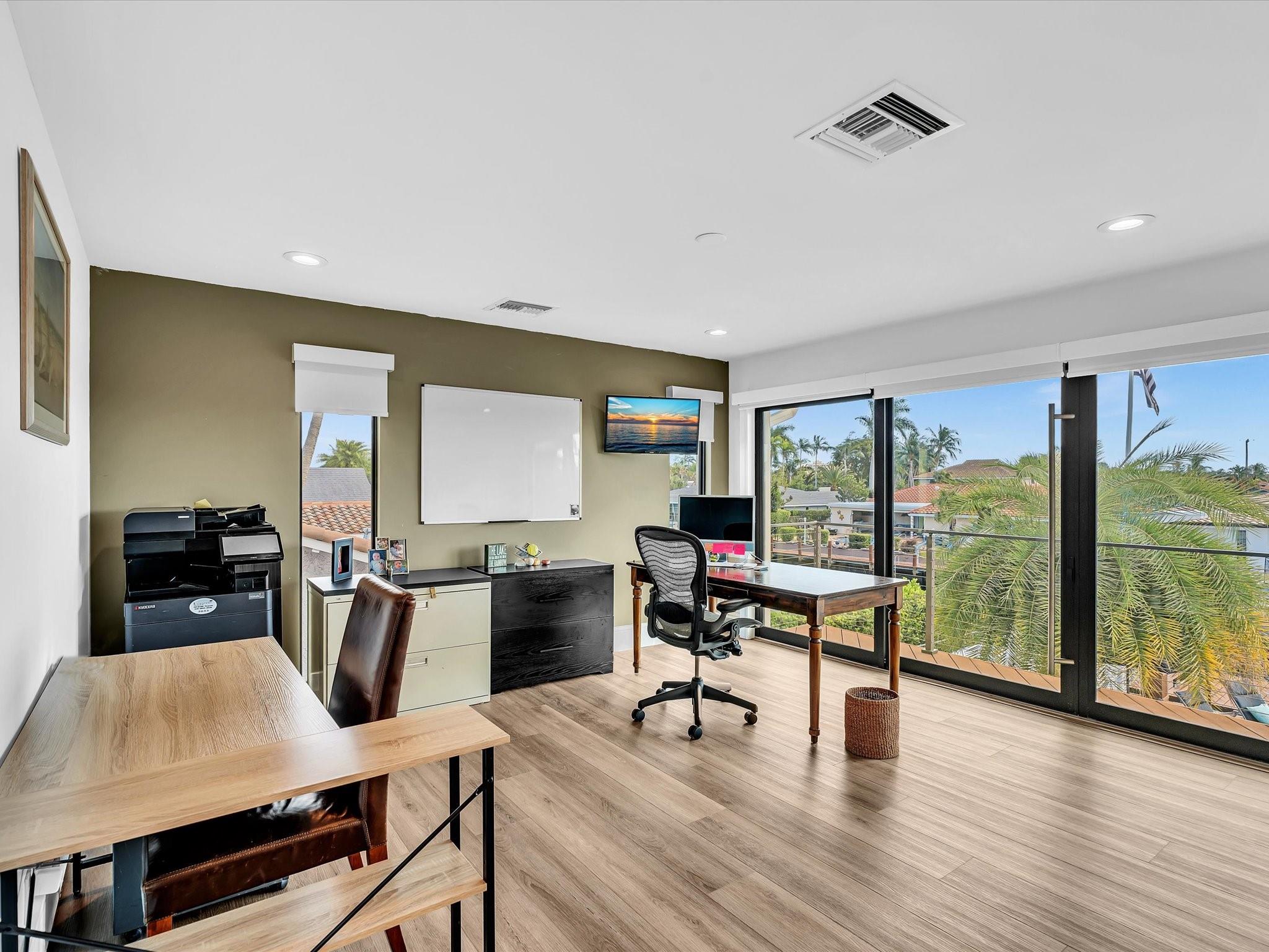 Coral Key Villas 6th Sec - Residential