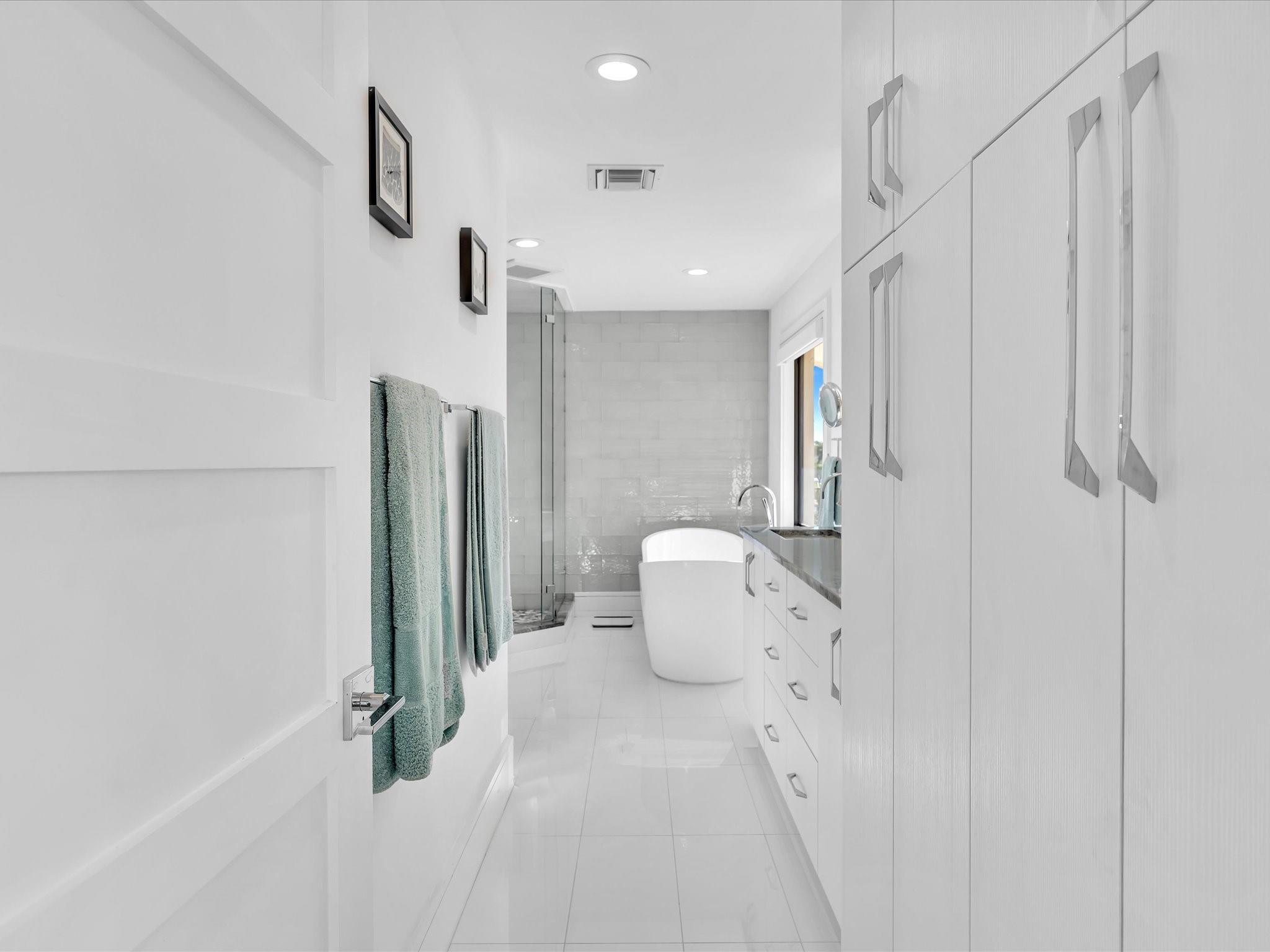 Coral Key Villas 6th Sec - Residential