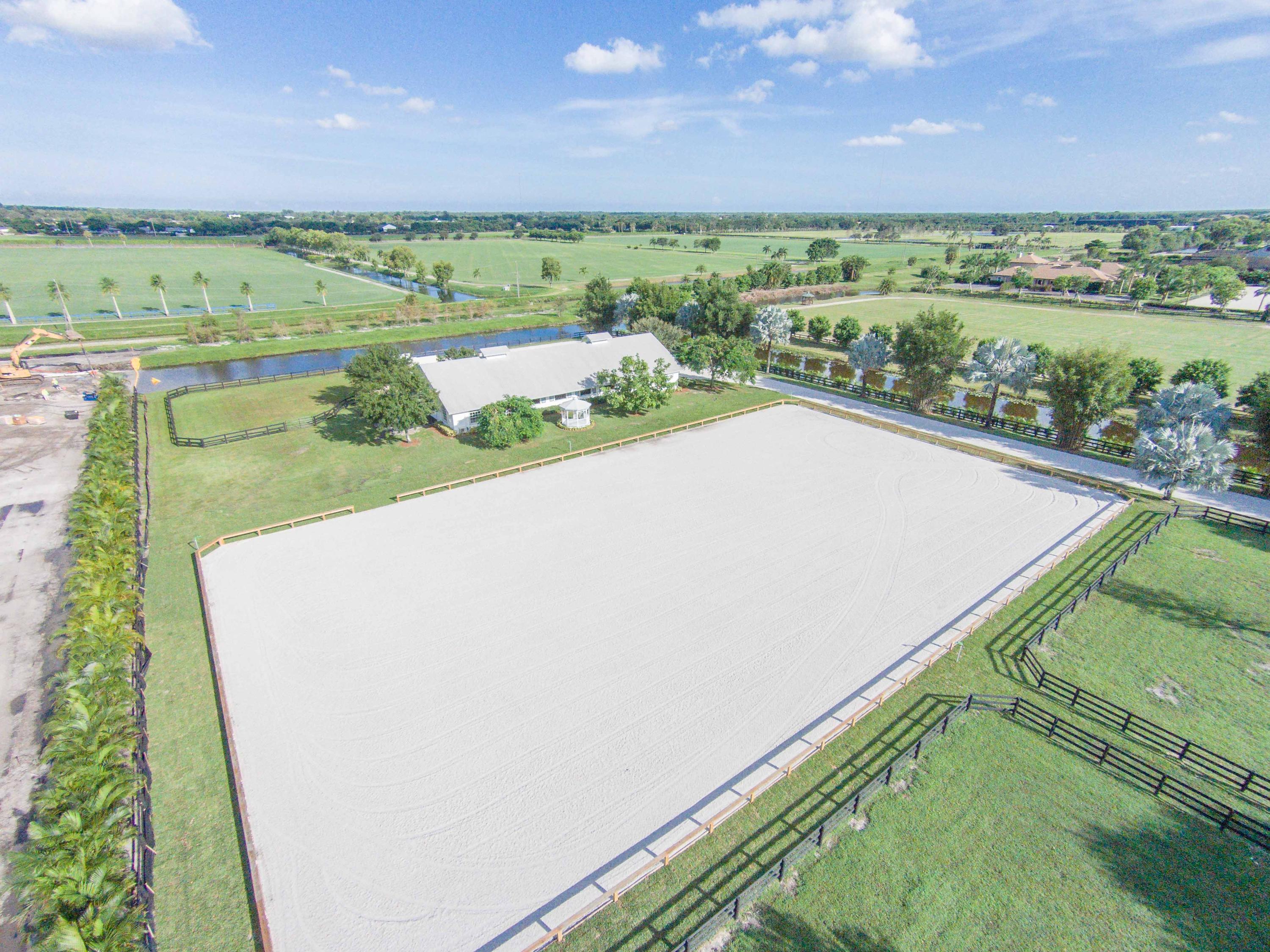 PALM BEACH POINT EAST - Residential