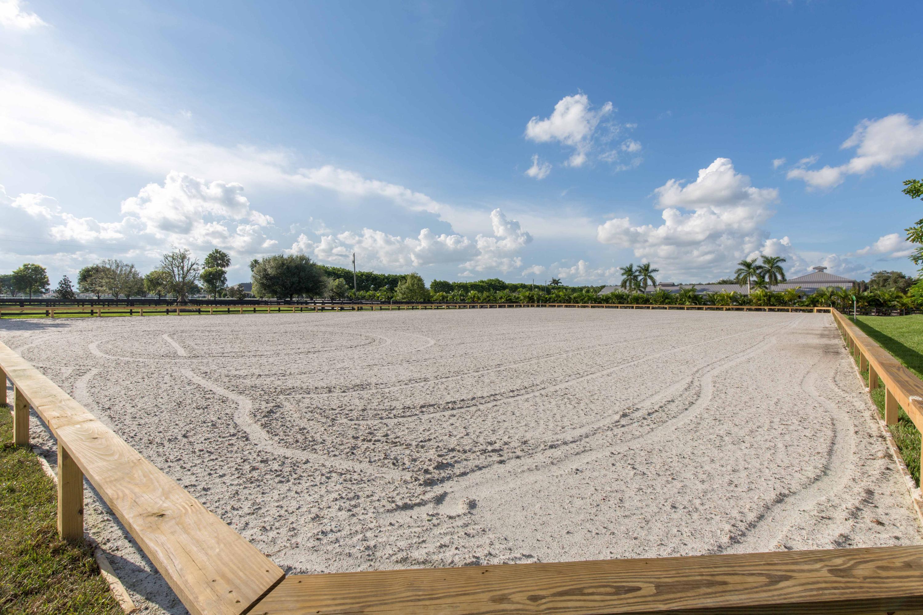 PALM BEACH POINT EAST - Residential