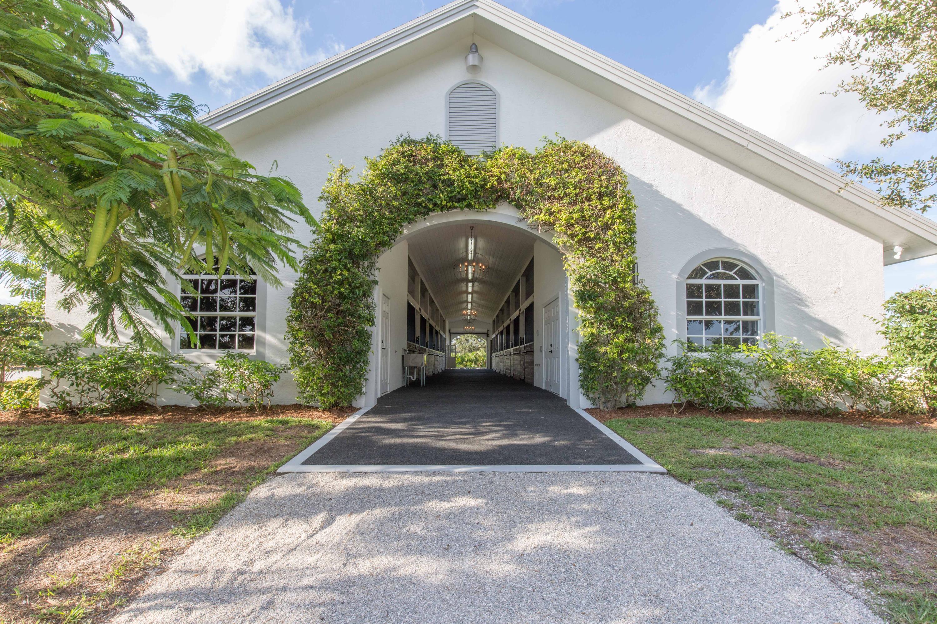 PALM BEACH POINT EAST - Residential